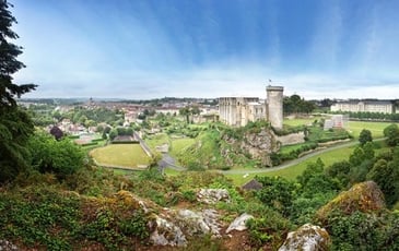 Levez les yeux ! Falaise, entre nature & histoire