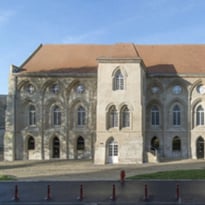 Levez les yeux ! Visite guidée : du palais ducal à l'Artothèque