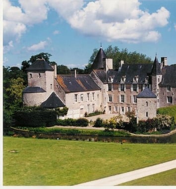 Visite guidée : 1000 ans d'histoire au château de Colombières