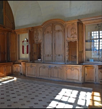 Visite libre des salles du XVIIIe siècle, de la salle des gardes et du pressoir
