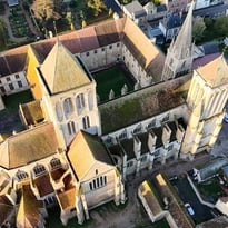 Visite guidée : les secrets du système de chauffage de l'abbaye
