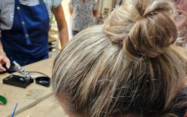 Démonstration : visite d'un atelier et pratique du vitrail