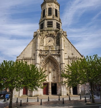 Visite guidée de l'église Saint-Léonard : de la petite à la grande Histoire