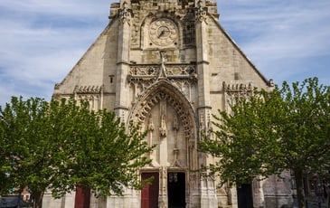 Visite guidée de l'église Saint-Léonard : de la petite à la grande Histoire