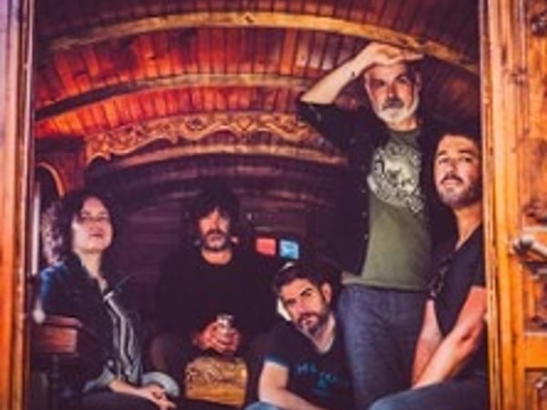 La Maison Tellier : Timidité des arbres (tour)